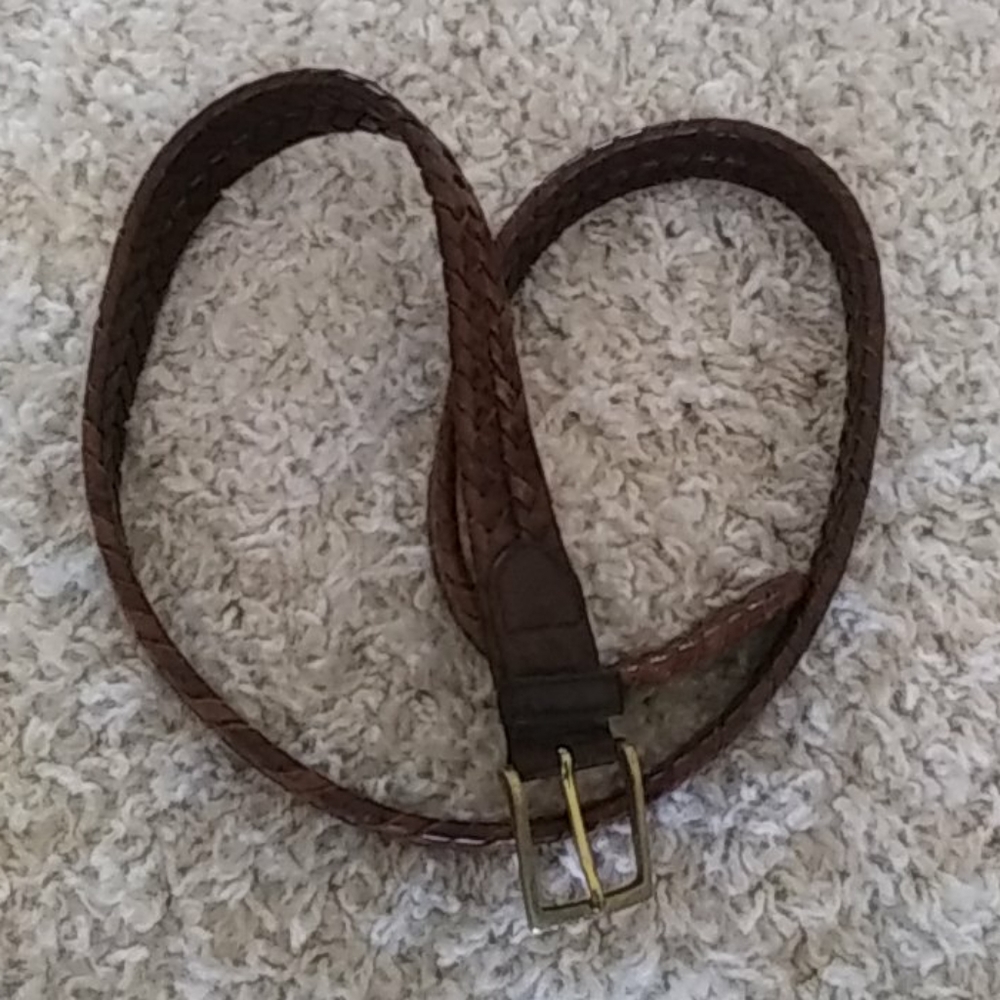 Brooks Brothers Belt.